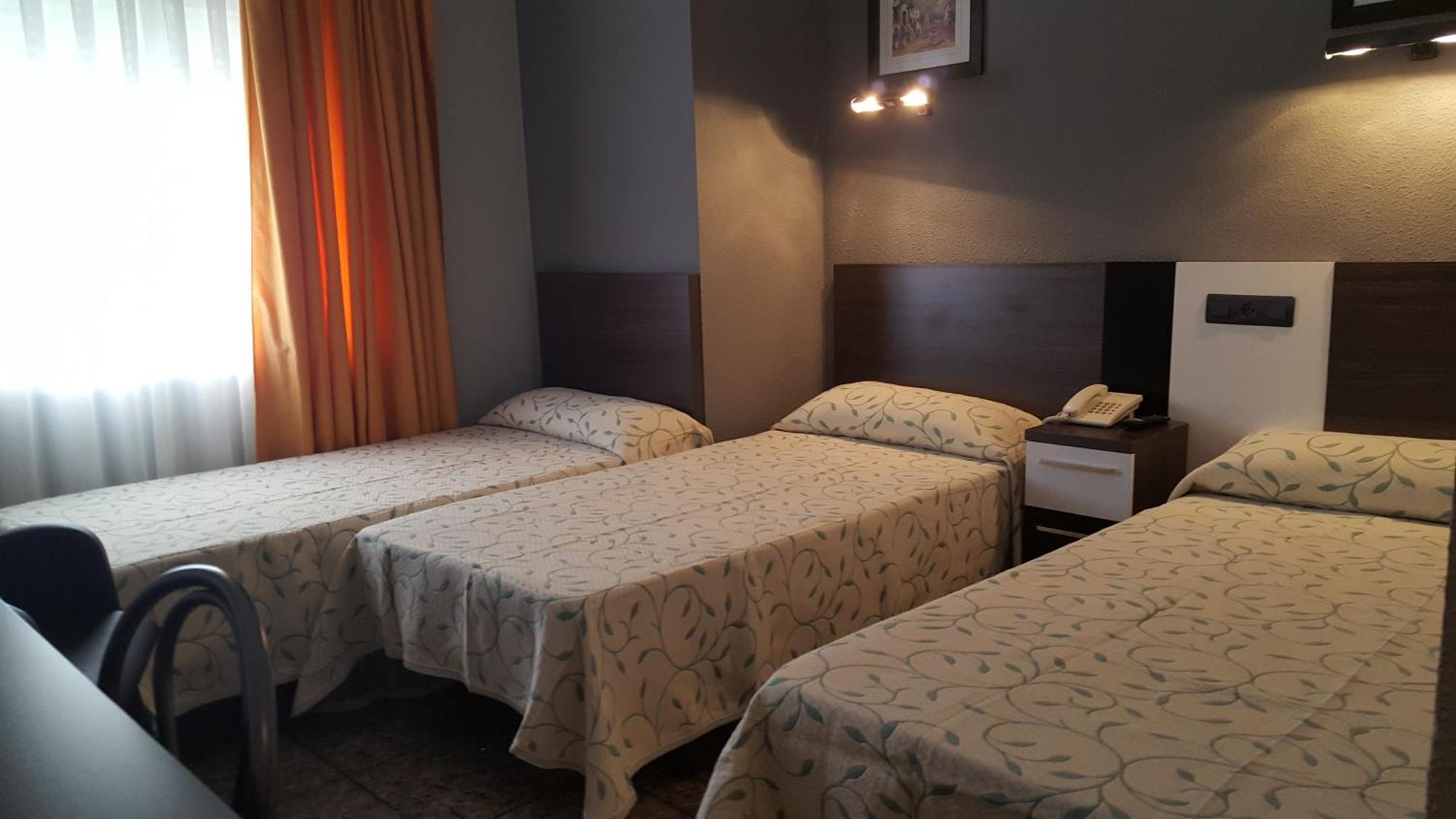 Hotel La Bolera บินารอส ภายนอก รูปภาพ